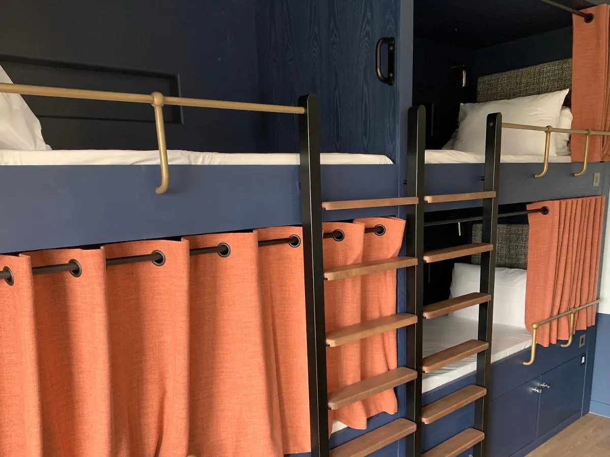The People - Paris Nation Hostel France